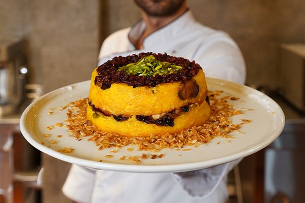 طرز تهیه ته دیگ زعفرانی