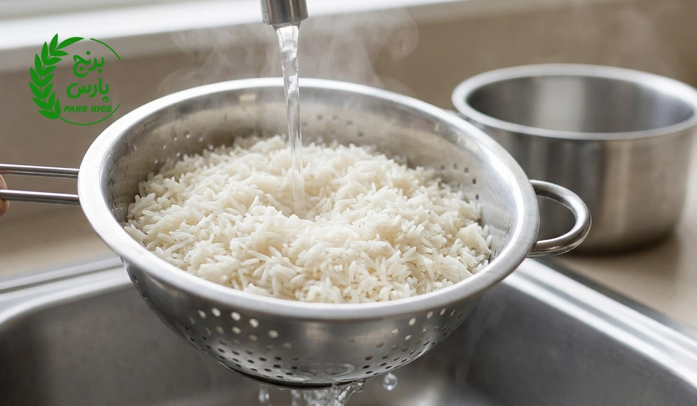 برنج آبکش بدون روغن در قابلمه نچسب